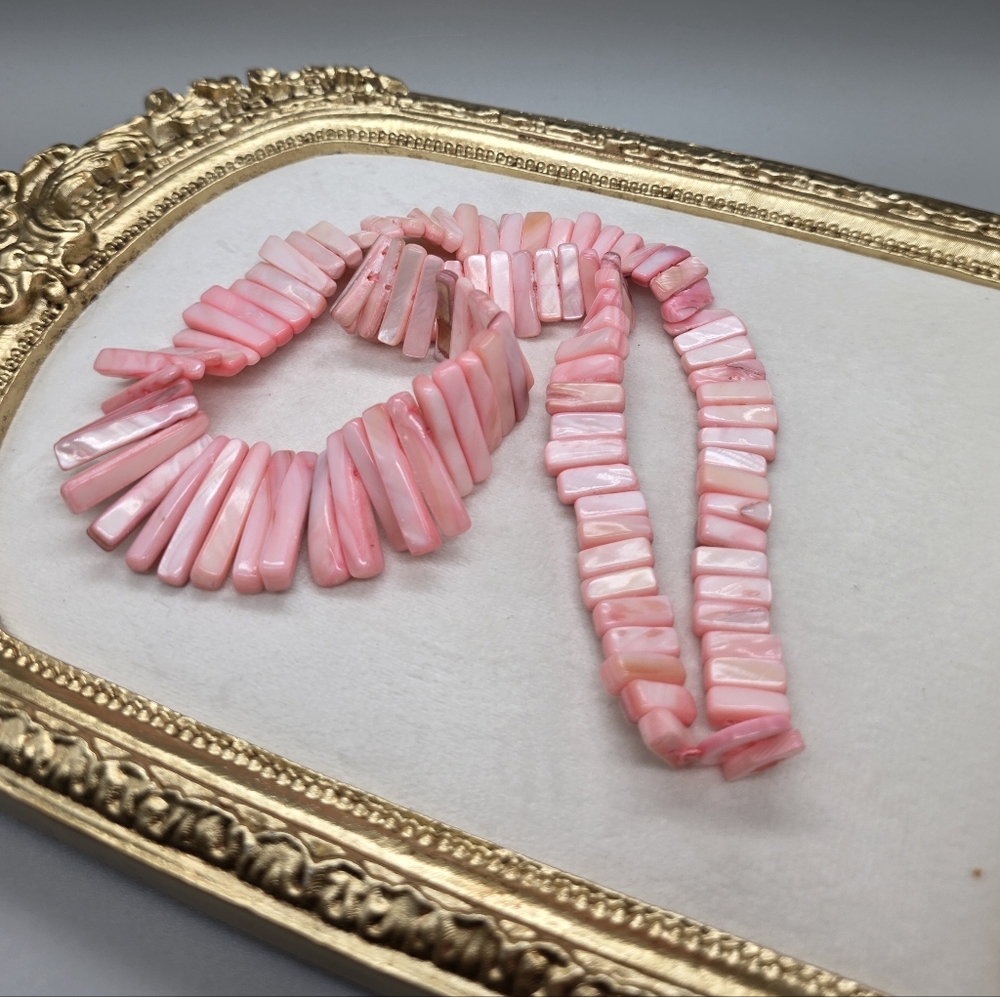 Vintage Mother Of Pearl Shell Neckalce - Picture 4 of 5
